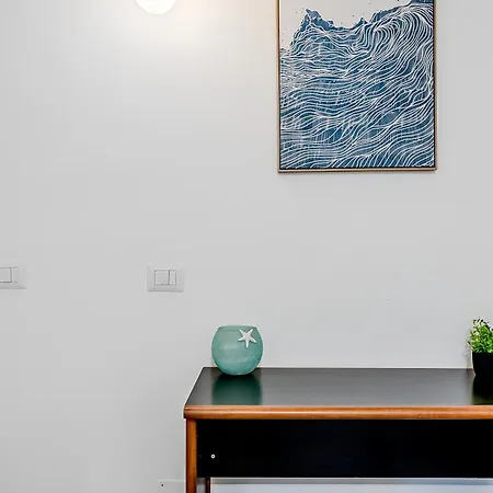 Le Finestre Sul Borgo 1 - In The Heart Of * 파르마