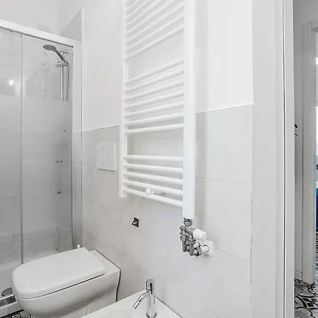 Le Finestre Sul Borgo 1 - In The Heart Of Apartamento