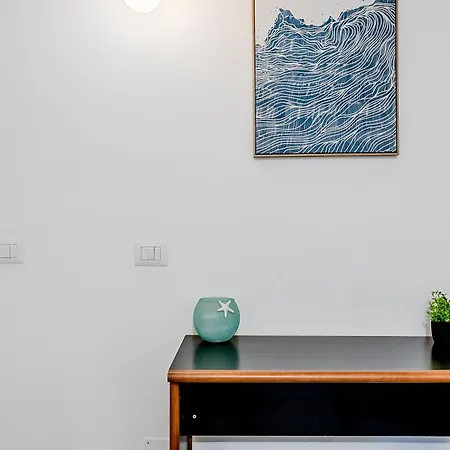 Le Finestre Sul Borgo 1 Apartment