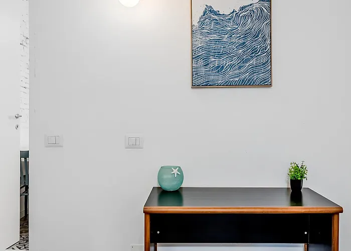 Le Finestre Sul Borgo 1 - In The Heart Of * Parma