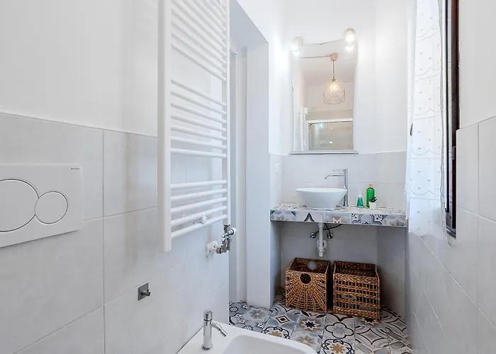 Le Finestre Sul Borgo 1 - In The Heart Of Apartment Parma